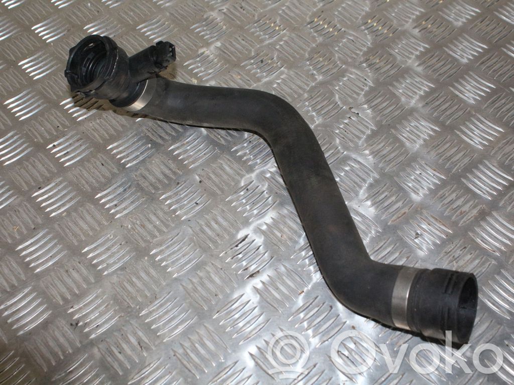 BMW 3 E92 E93 Engine coolant pipe/hose 