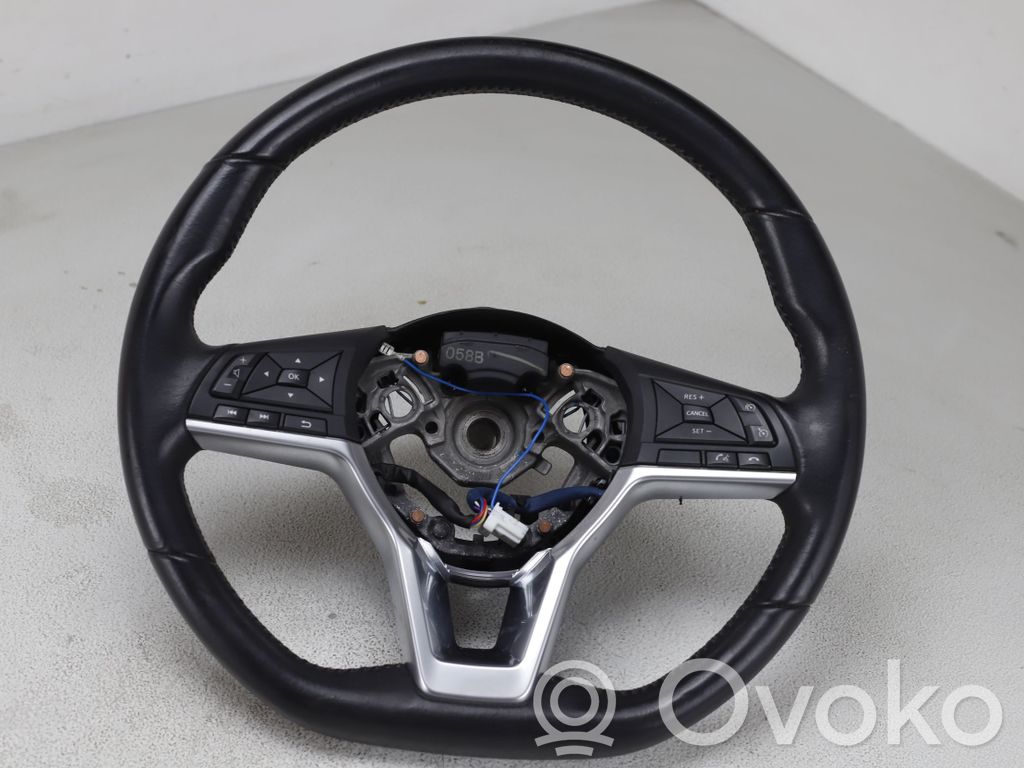 Nissan Qashqai Ohjauspyörä 