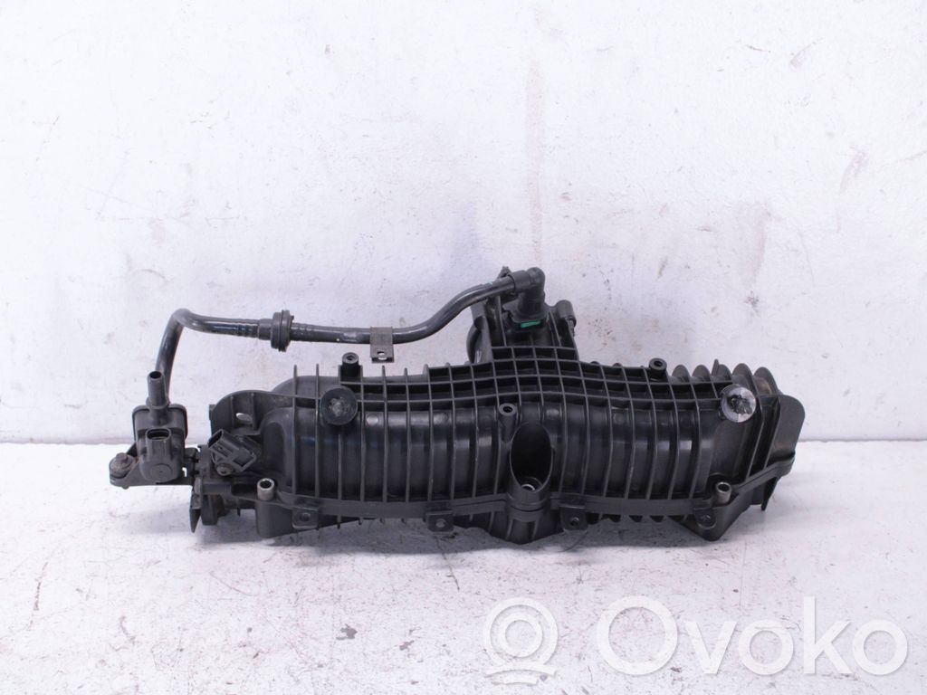Volvo V60 Intake manifold 