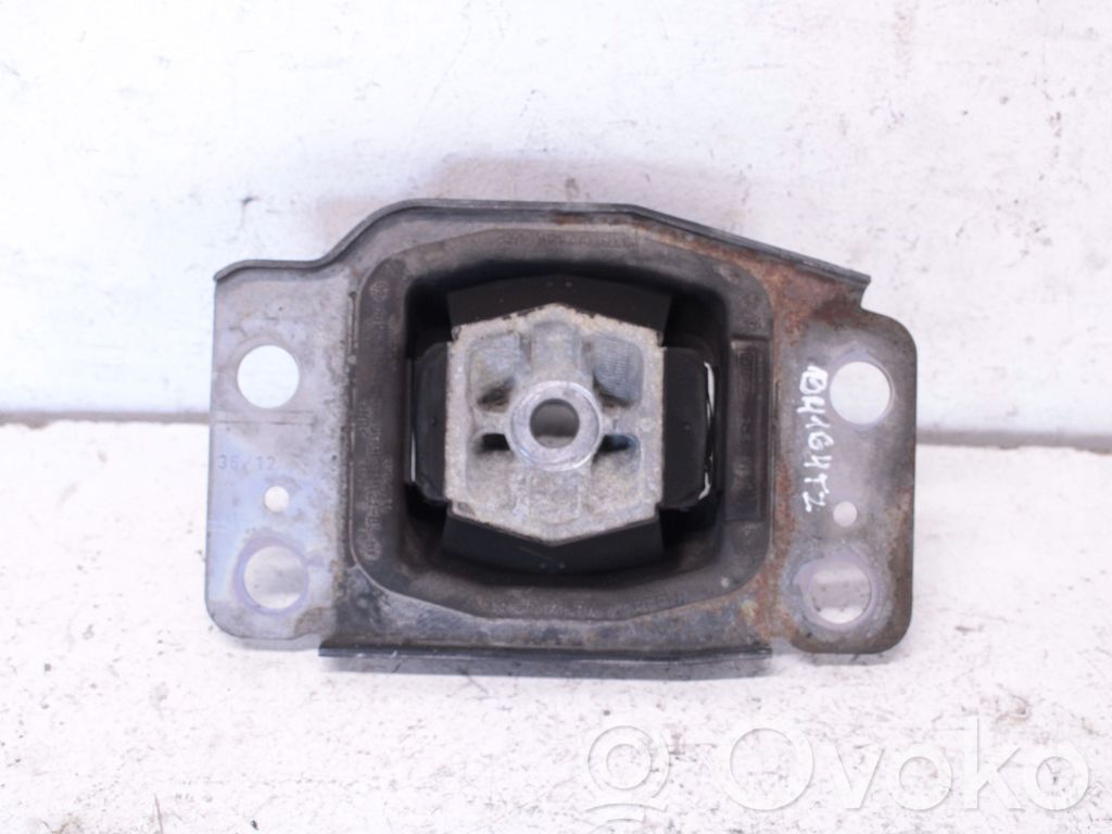 Volvo V70 Gearbox mount 