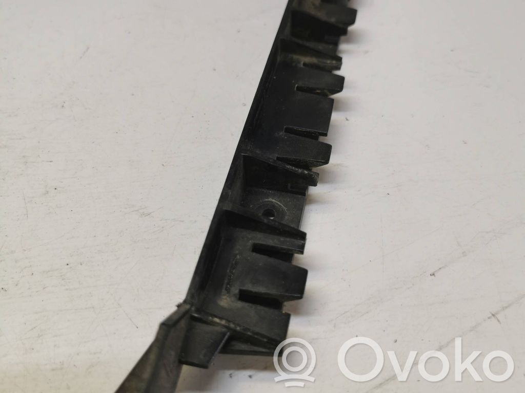 BMW 1 E81 E87 Fender mounting bracket 