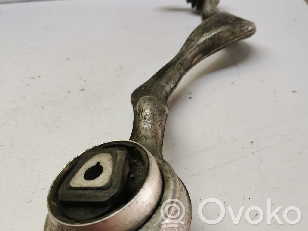 Querlenker Achsschenkel vorne   6082