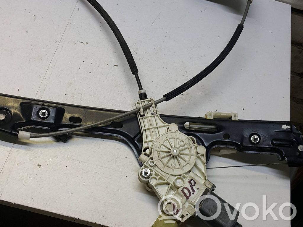 BMW 1 E81 E87 Sliding door window regulator with motor 