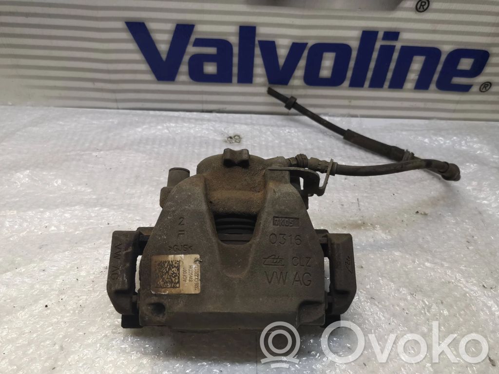 Audi A4 S4 B9 Zacisk hamulcowy przedni 