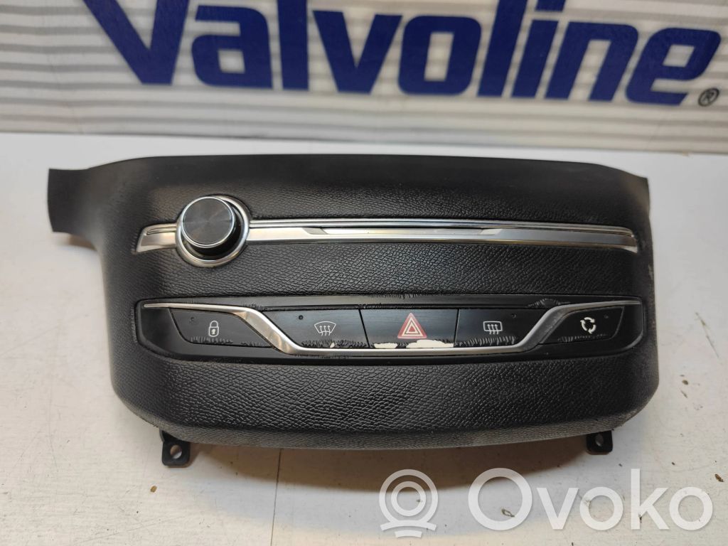 Peugeot 308 Radio/CD/DVD/GPS head unit 