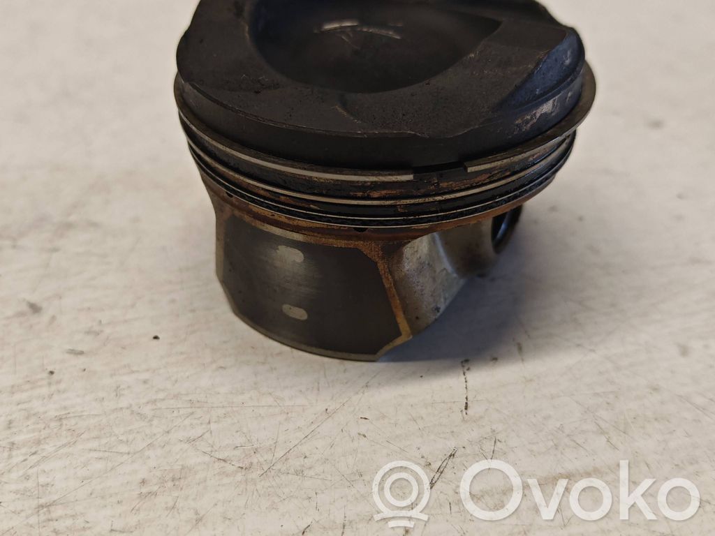 Piston   PK30