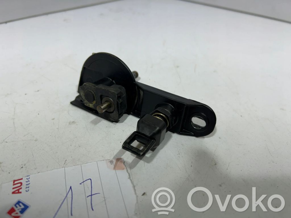 BMW 5 E60 E61 Aizmugurējā stikla tīrītāja mehānisms 