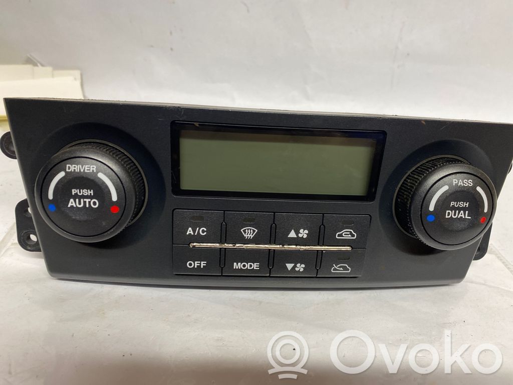 KIA Sorento Climate control unit 