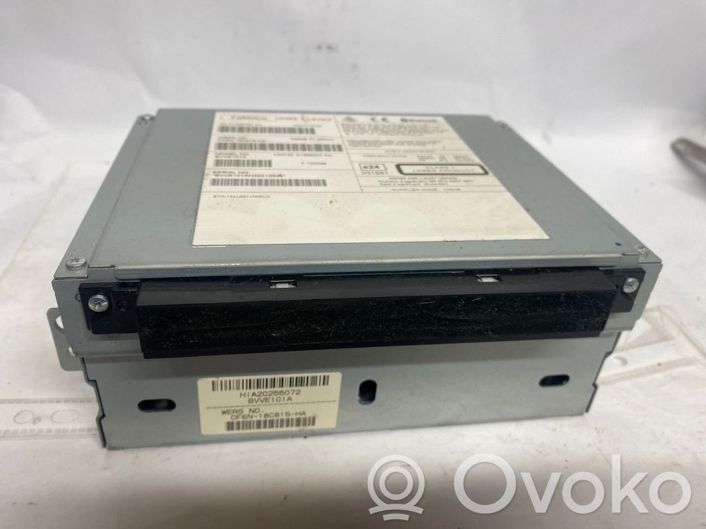 Volvo XC70 Unitate principală radio/CD/DVD/GPS 