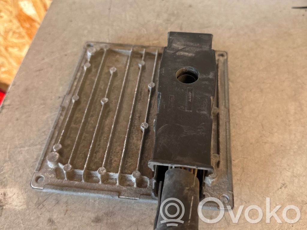 Engine control unit/module   4M5112A650HH,S118934101H