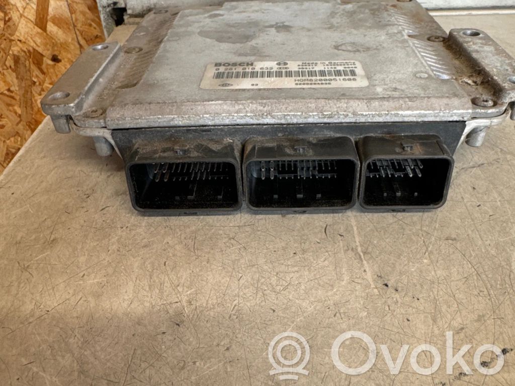 Opel Vivaro Engine control unit/module 