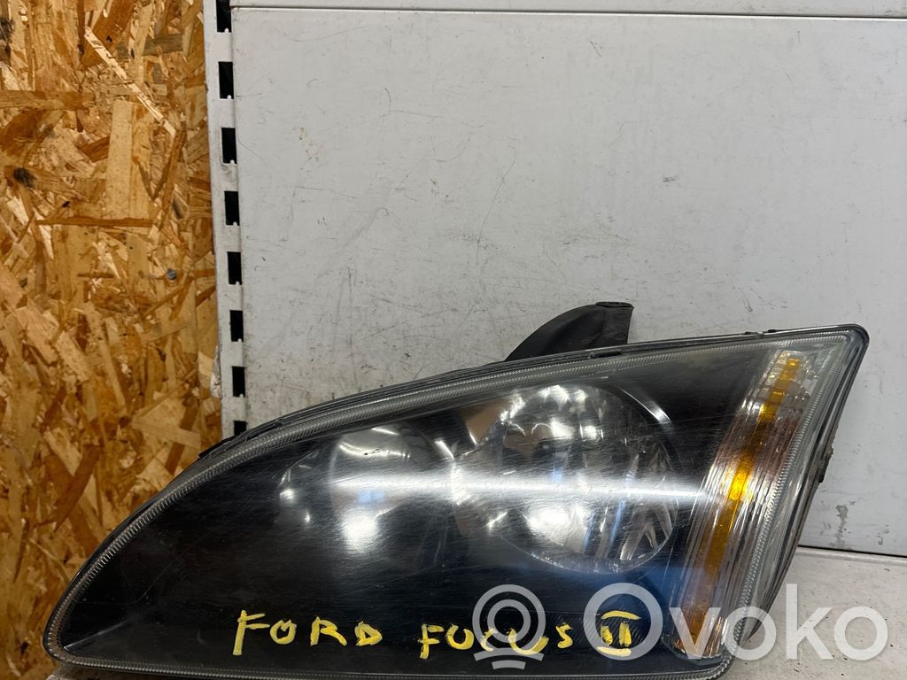 Ford Focus Scheinwerfer 