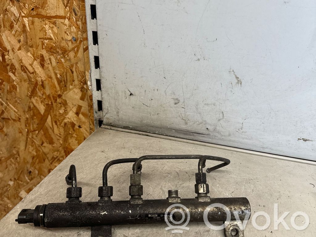 Opel Zafira B Fuel main line pipe 