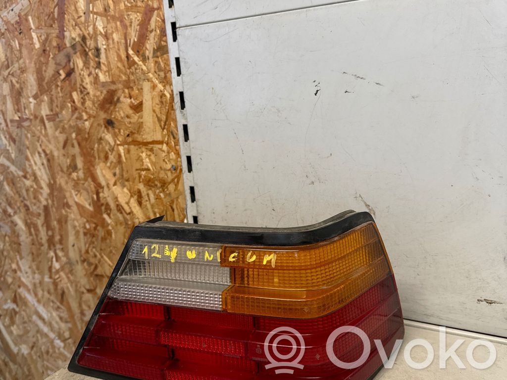 Mercedes-Benz E W124 Lampă spate în caroserie 