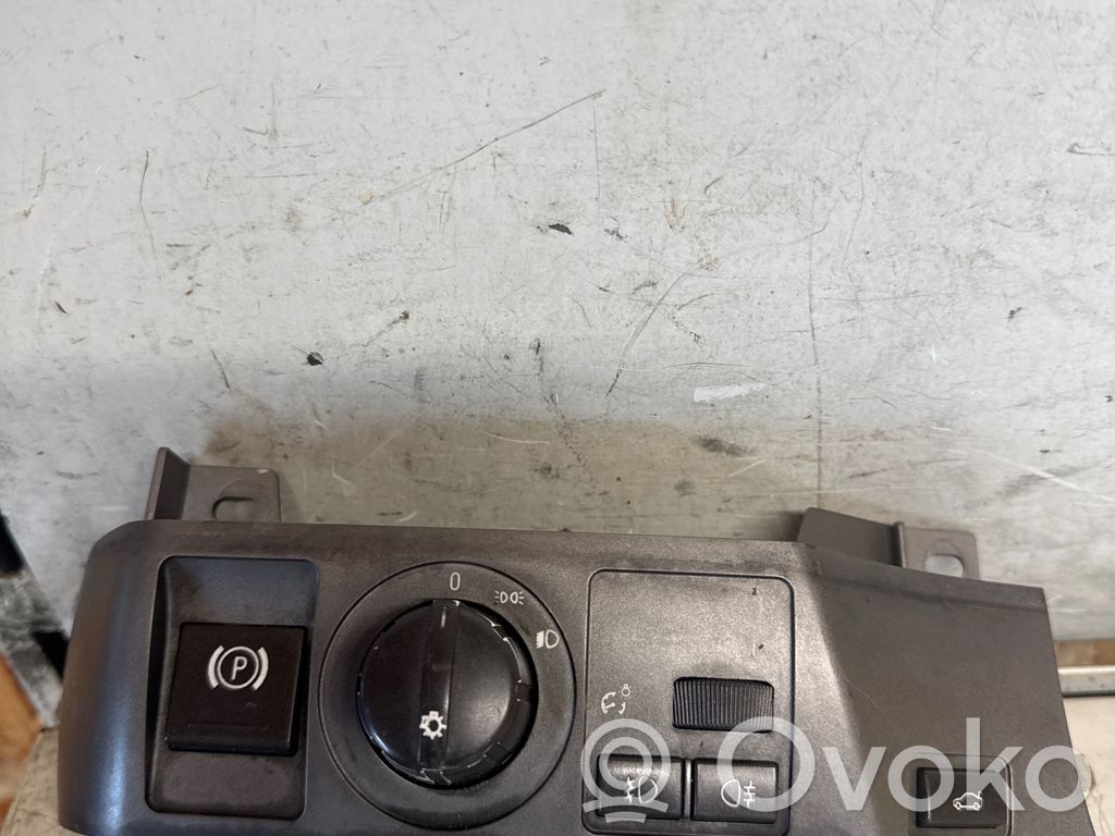BMW 7 E65 E66 Lukturu slēdzis 