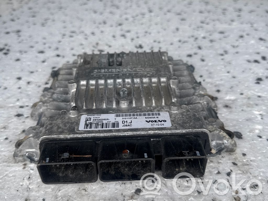 Motora vadības bloka ECU   5WS40562AT,31211071AA,SID803AM