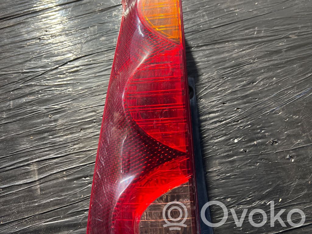 Rear/tail lights