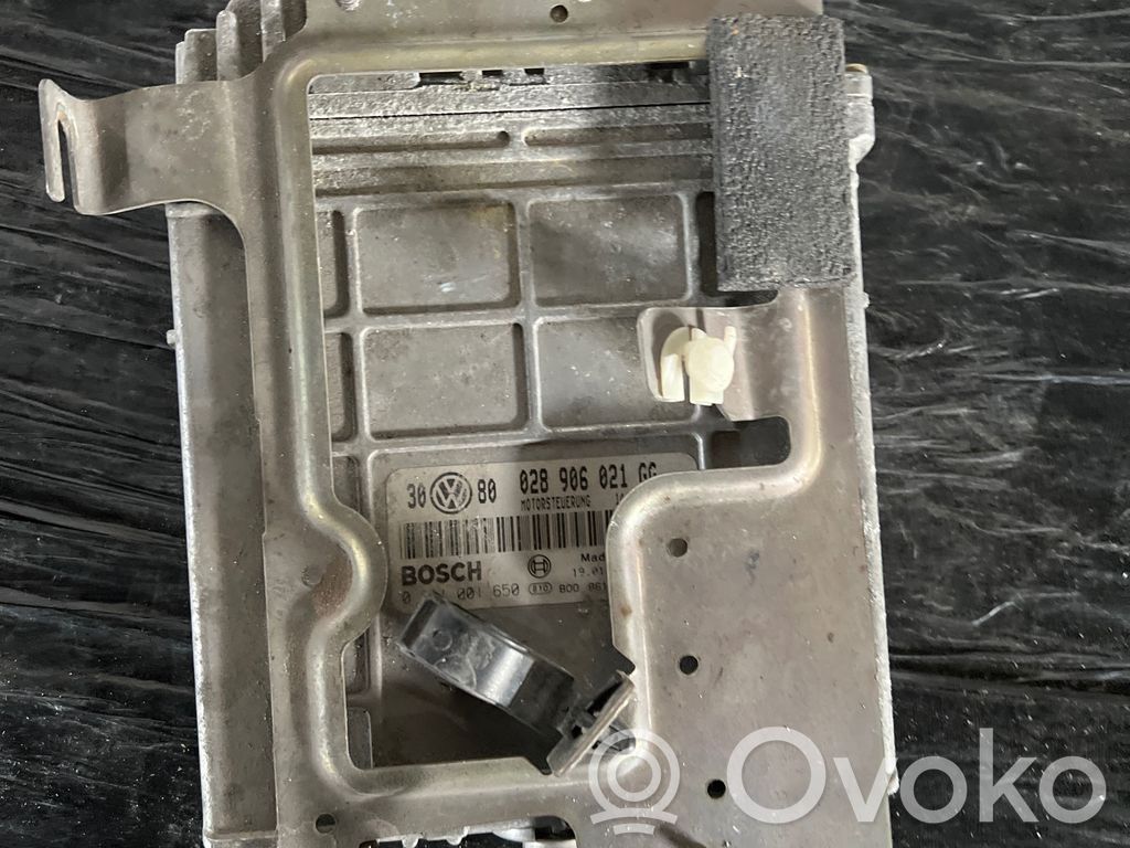 Volkswagen Golf III Engine control unit/module 