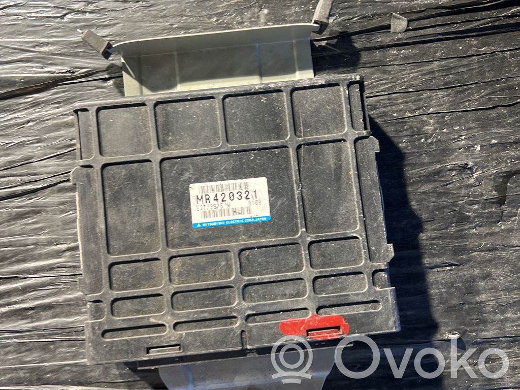 Engine control unit/module   MR420321,E2T73375H