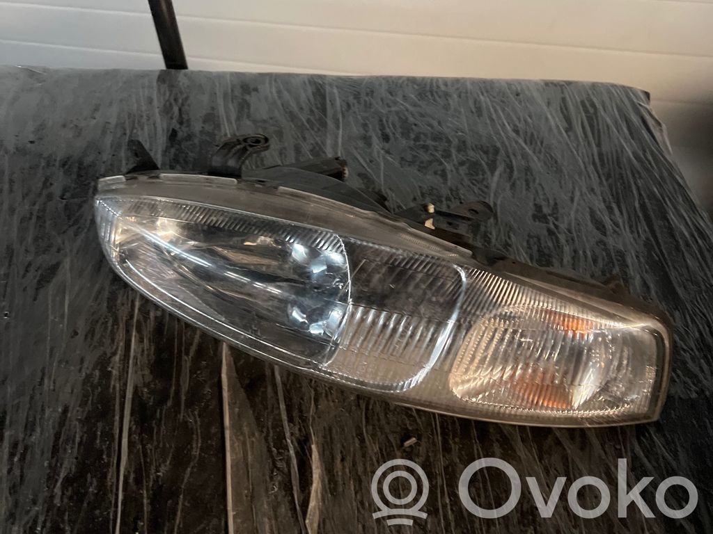 Mitsubishi Colt Headlight/headlamp 