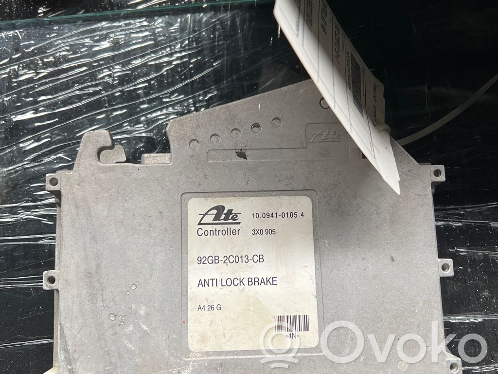 ABS-ohjainlaite/moduuli   10094101054,92GB2C013CB,3X0905