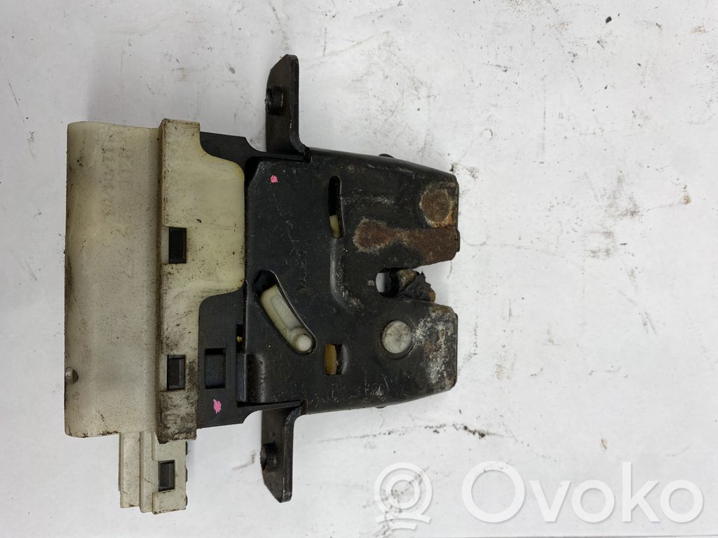 Renault Laguna II Tailgate/trunk/boot lock/catch/latch 