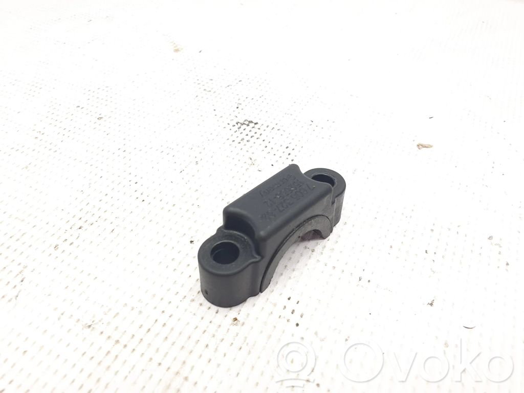 BMW 3 F30 F35 F31 Kita salono detalė 