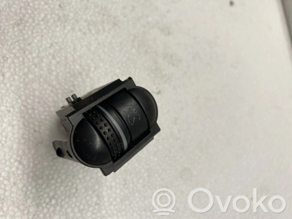 Skoda Superb B5 (3U) Headlight level height control switch 