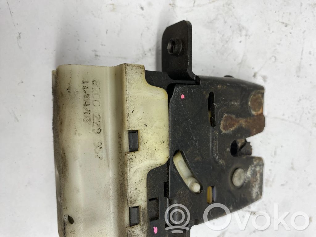Renault Laguna II Tailgate/trunk/boot lock/catch/latch 