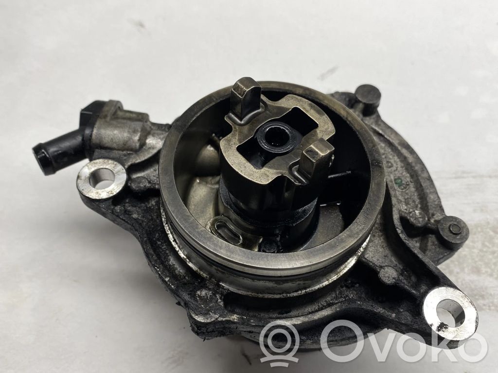 Vakuumo pompa   700437012