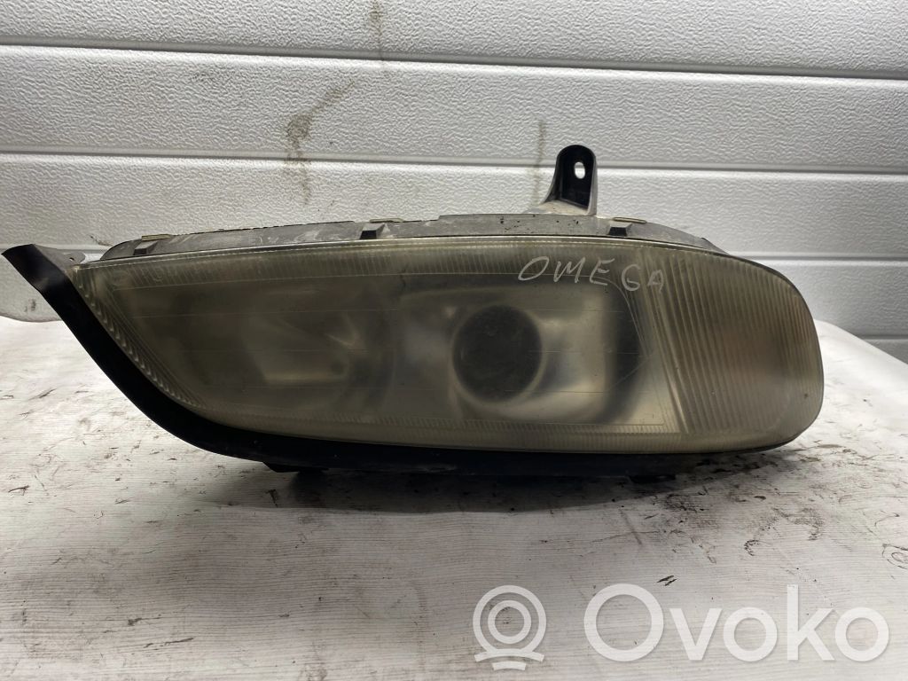 Opel Omega B1 Scheinwerfer 