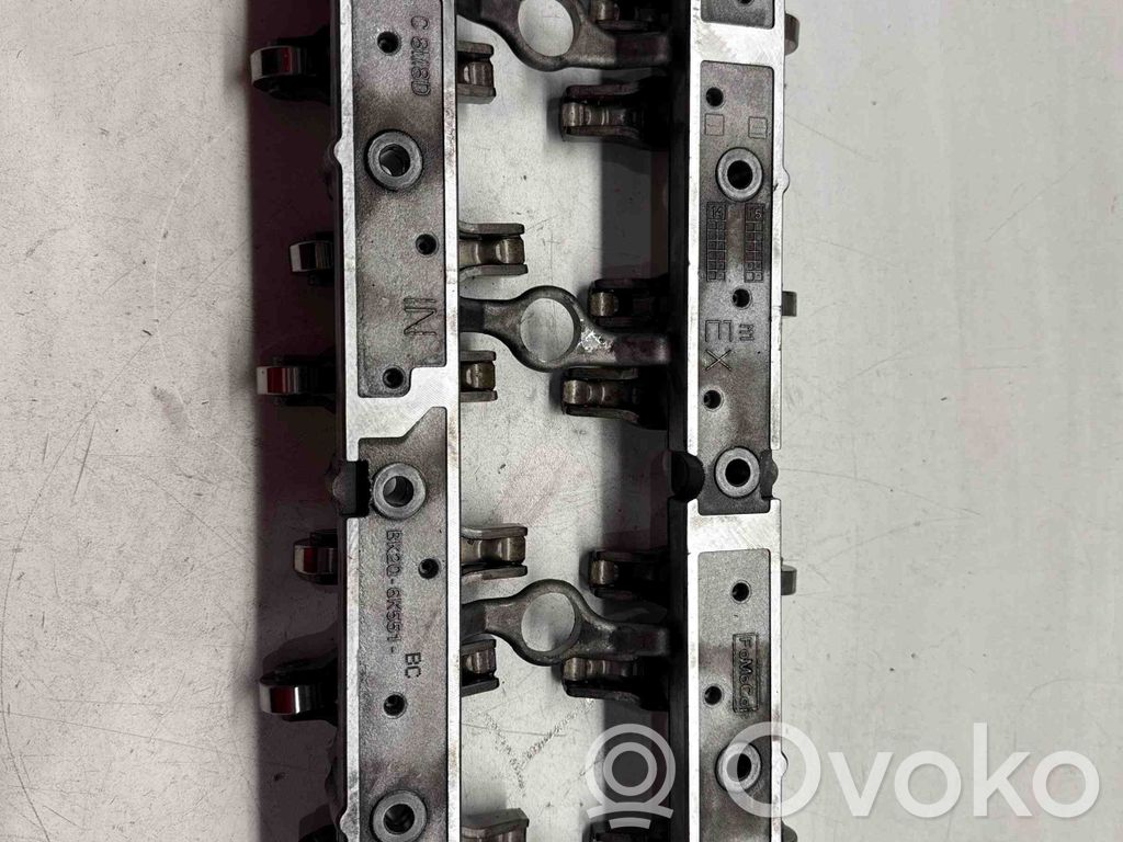 Ford Transit Cache culbuteur 