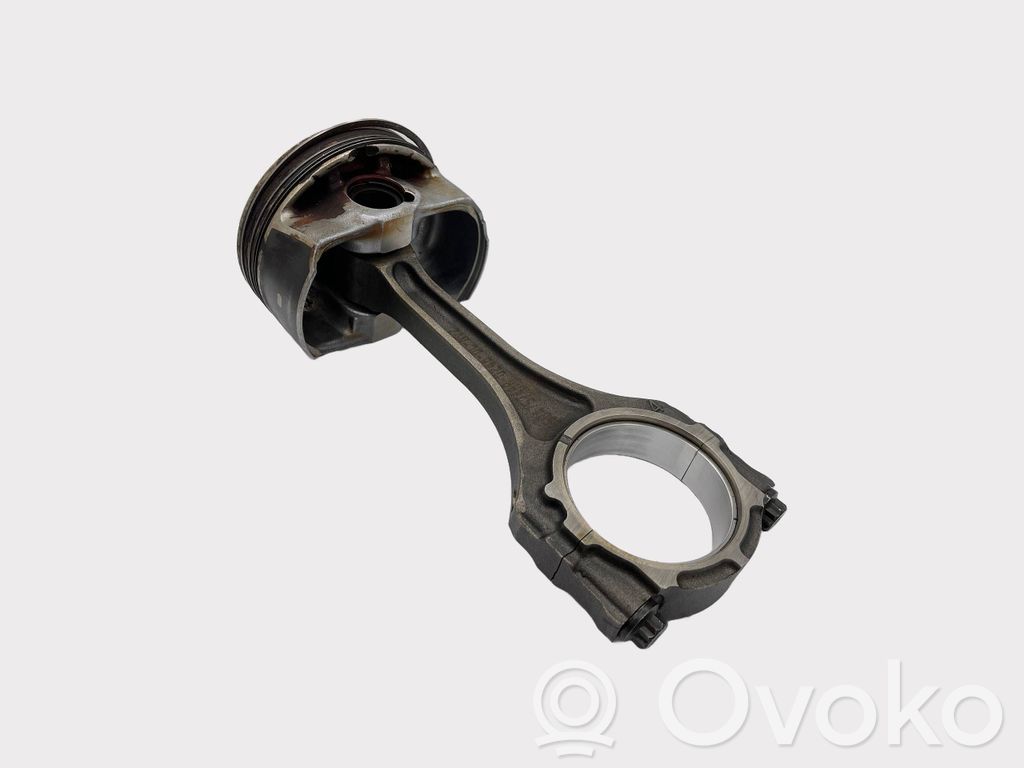 Jeep Renegade Piston with connecting rod 