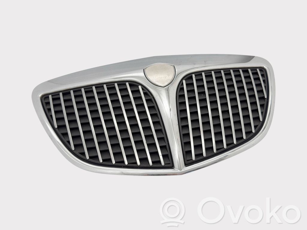 Lancia Musa Front grill 