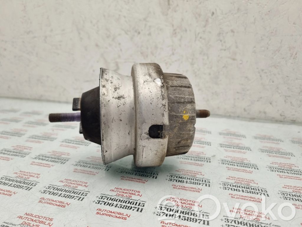 Audi A6 S6 C6 4F Engine mount bracket 