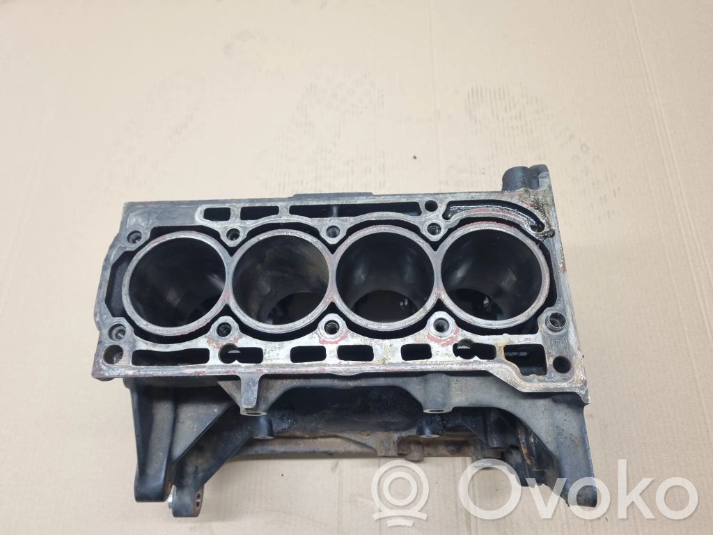 Volkswagen PASSAT B6 Blokas 