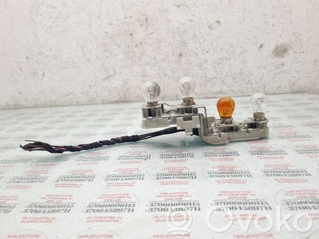 Audi A4 S4 B5 8D Suport becuri lampă spate 