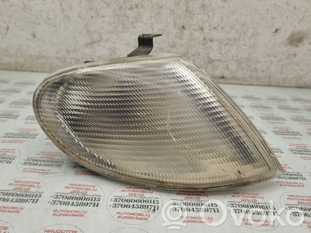 Volkswagen Sharan Front indicator light 