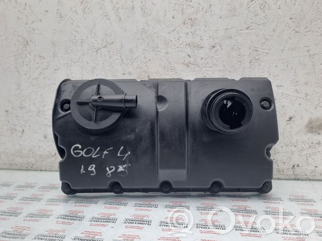 Volkswagen Golf IV Cache culbuteur 
