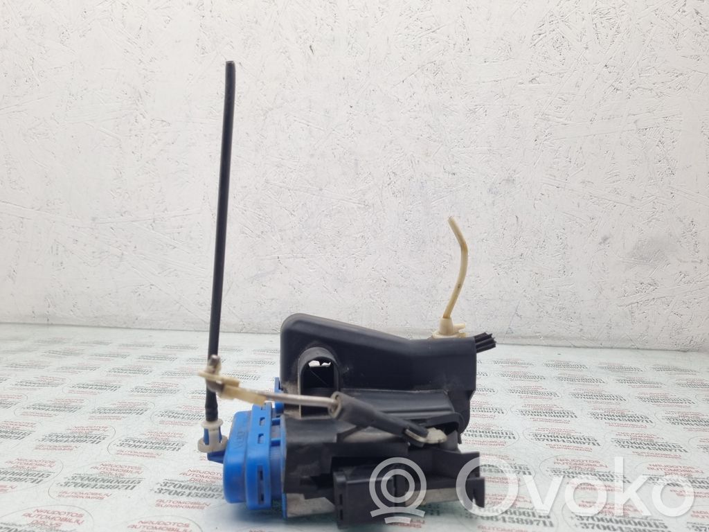 Audi A8 S8 D2 4D Rear door lock 