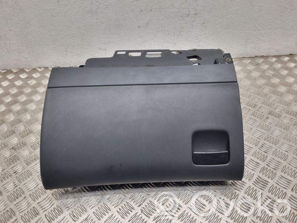 Audi A8 S8 D3 4E Glove box 