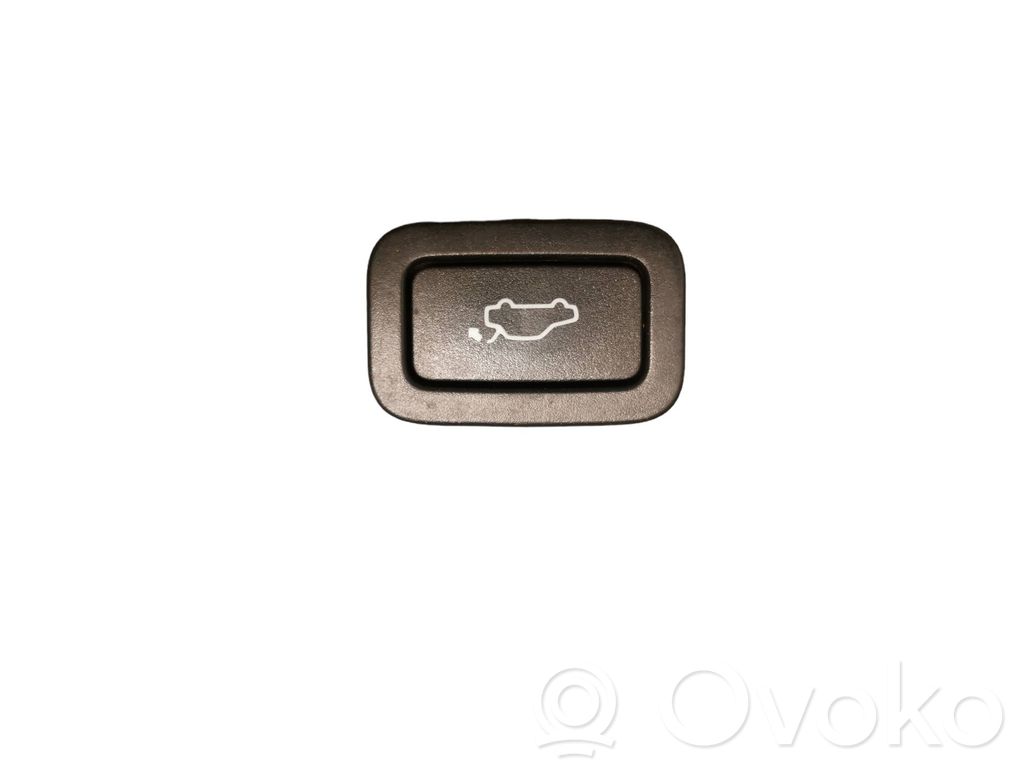 Volvo XC60 Botón interruptor de maletero abierto 