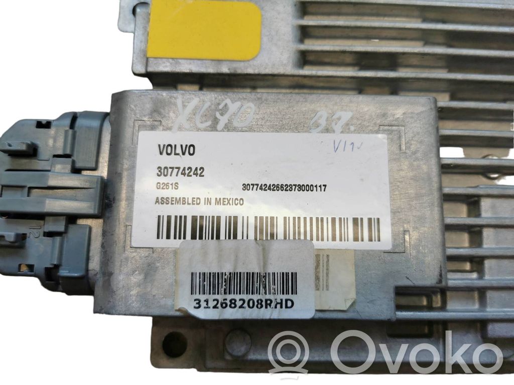 Engine control unit/module   30774242,31268208RHD