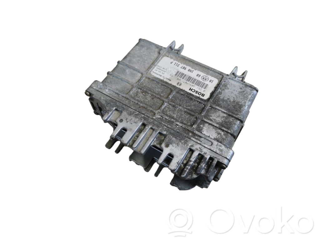Volkswagen Golf III Engine control unit/module 