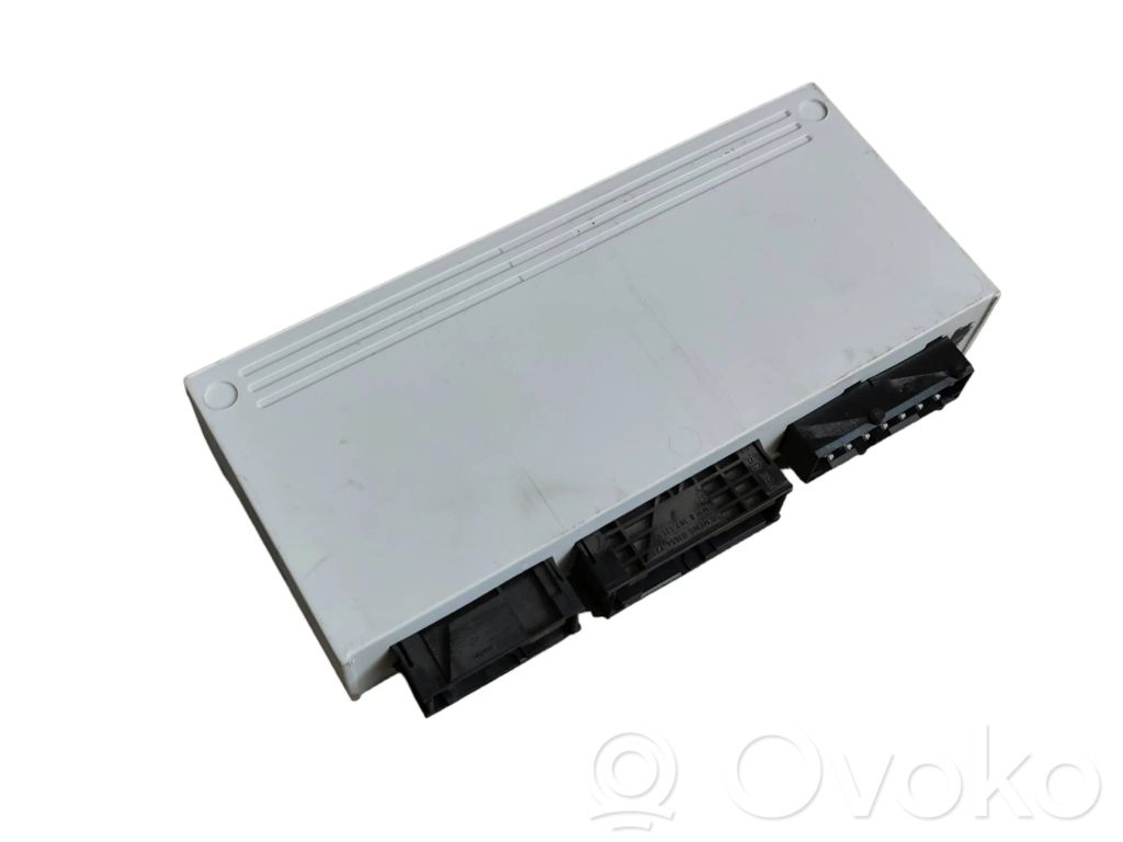 BMW 3 E46 Komforto modulis 