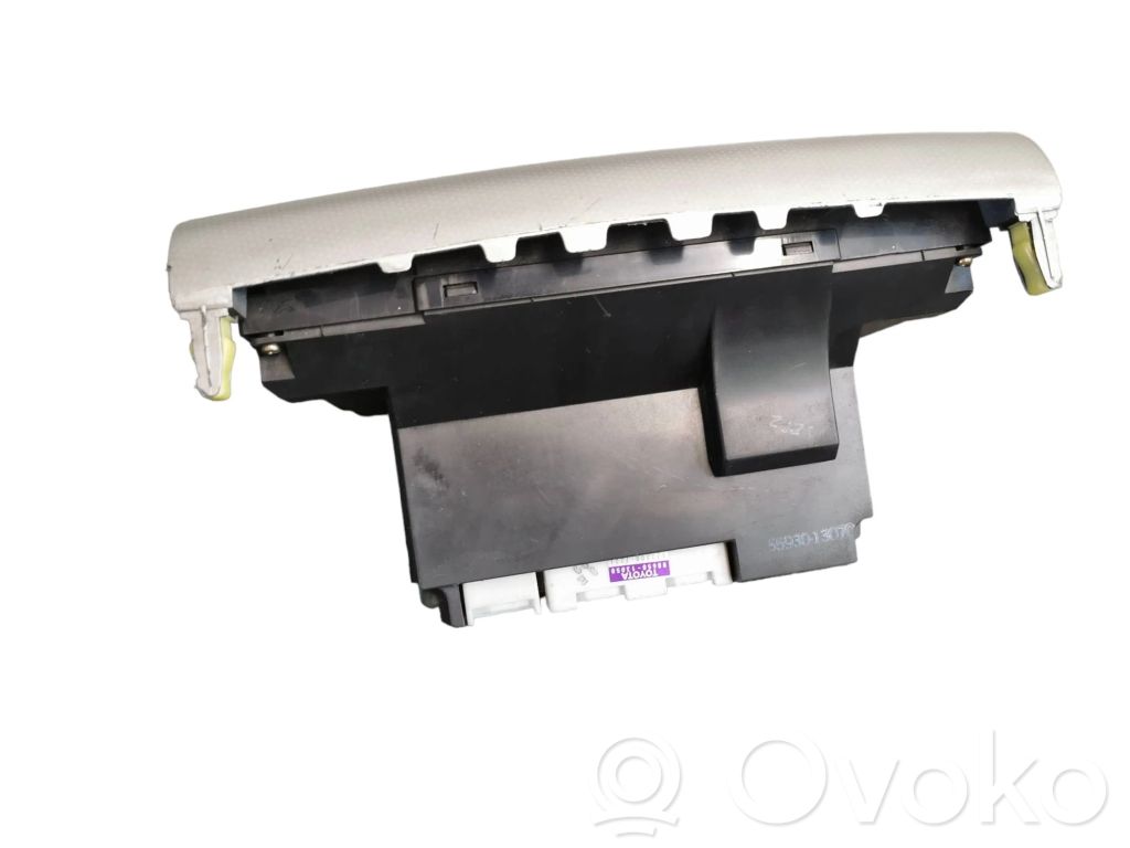 Toyota Corolla Verso E121 Climate control unit 