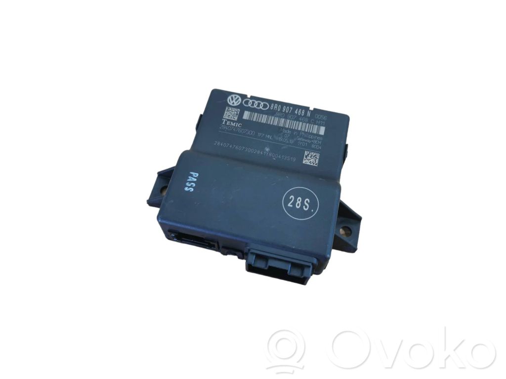 Audi A5 8T 8F Moduł sterowania Gateway 
