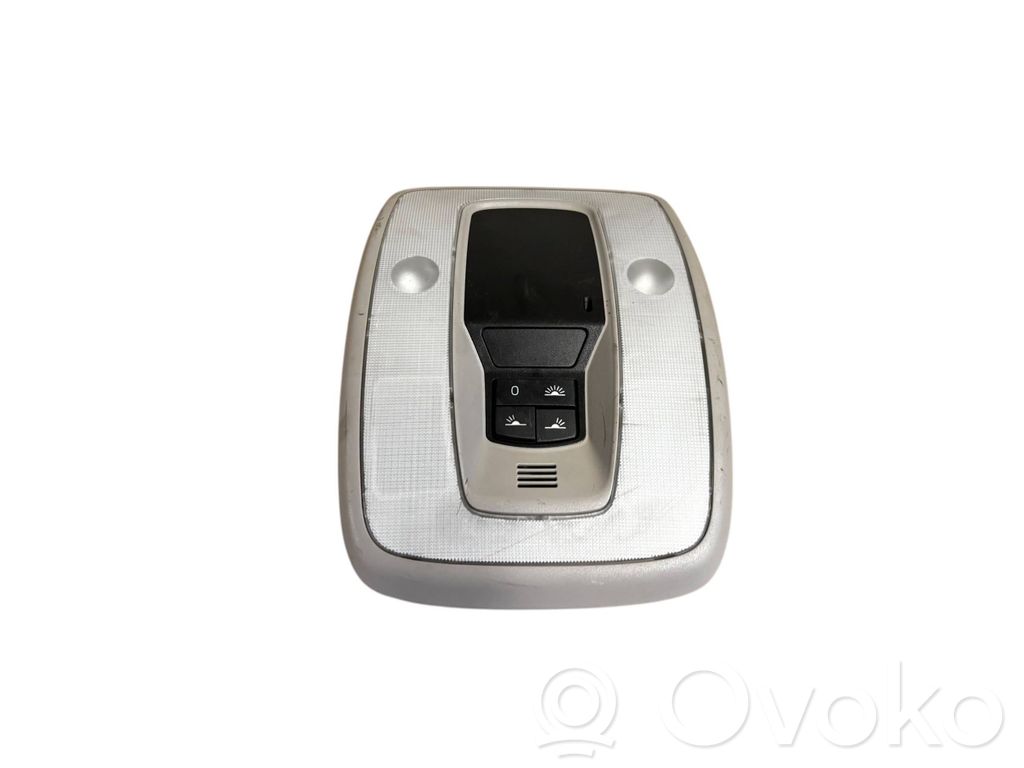 Volvo V70 Etuistuimen valo 