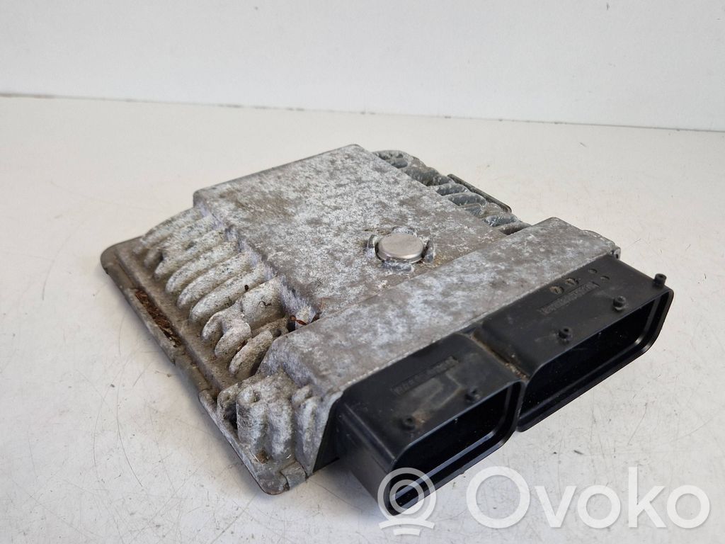 Skoda Octavia Mk2 (1Z) Engine control unit/module 