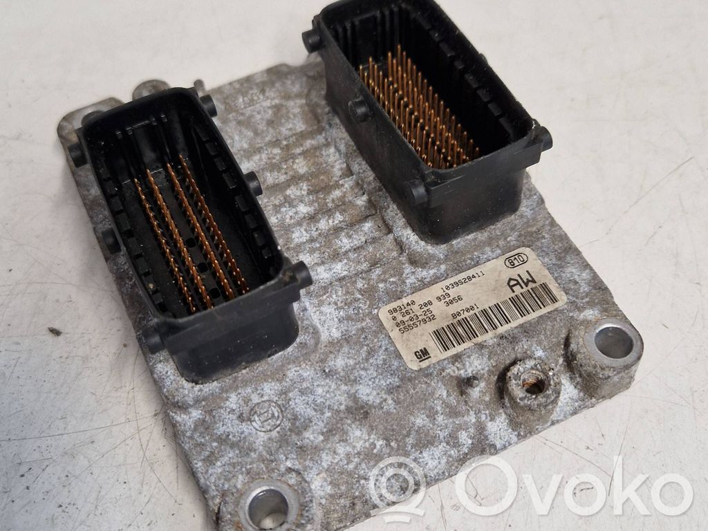 Opel Corsa D Engine control unit/module 